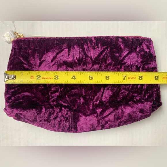 ULTA Purple Velvet Cosmetic Makeup Beauty Travel Bag NEW - Picture 6 of 6